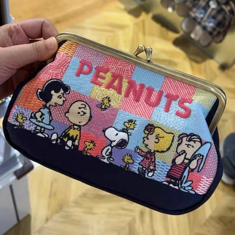 Snoopys Cute Cartoon Embroider - Makeup Organizer recension och pris
