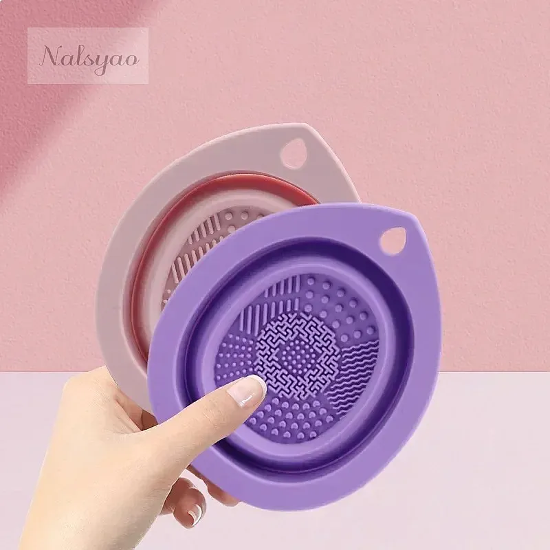 Silicone Folding Makeup Brush  - Beauty Makeup Box recension och pris